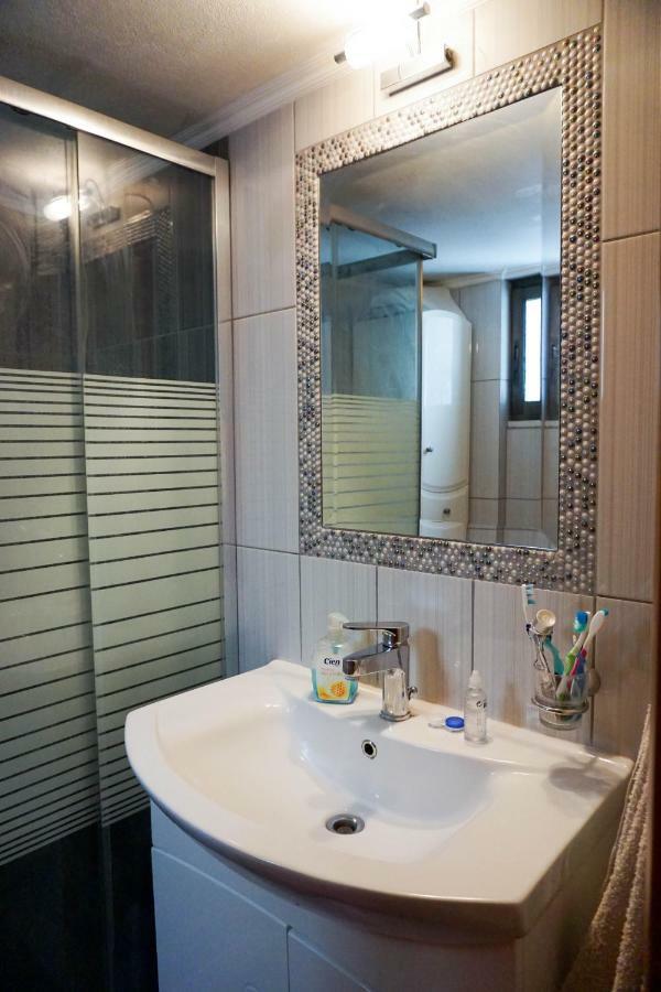 Peaceful & Styled Flat, 2 Bdrms, Wifi, Smart Tv Lejlighed Kavala Eksteriør billede